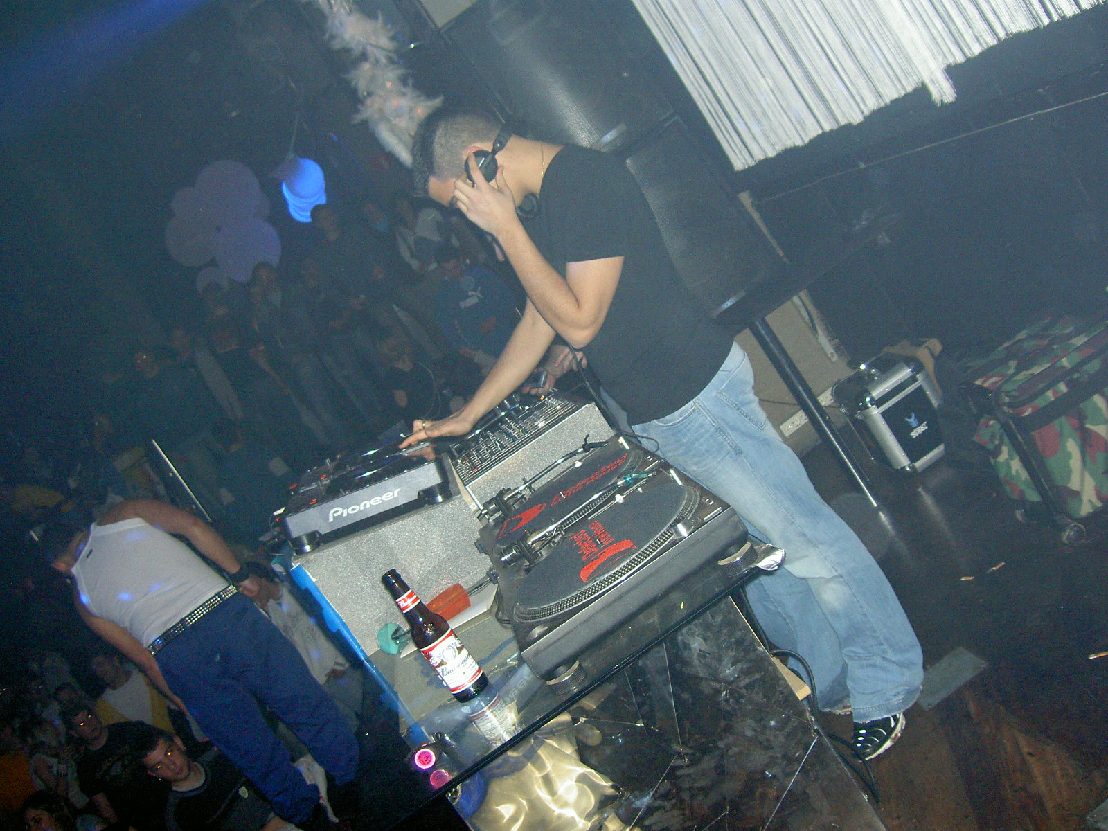 DJ DESCU  en THE IMAGE BERANGO